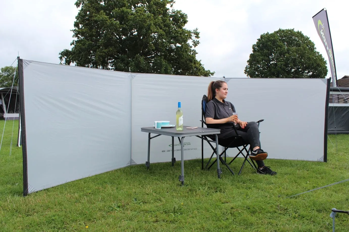 Outdoor Revolution Breeze Lite 3 panel Windbreak 450 x120 cm